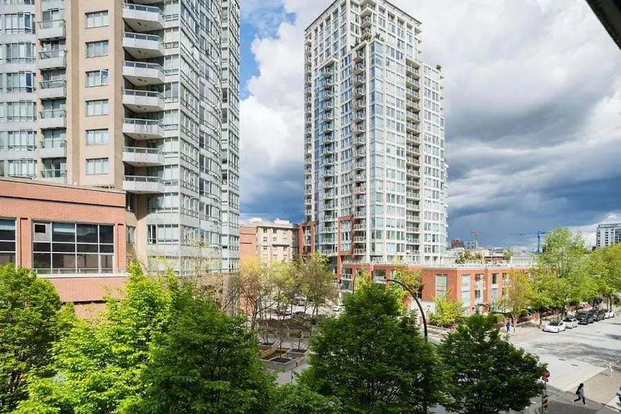 Appartamento Downtown Retreat With Pool Jacuzzi And Gym Near Rogers Arena Vancouver 0*,